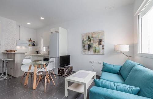 San Julian Apartment | Macasta One Apartment