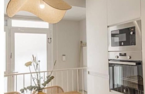 Valencia Apartment | Malvarrosa Beach Stay 1 !