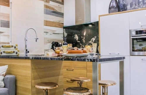Ibiza Apartment | Modern and cozy in front of the Retiro Park