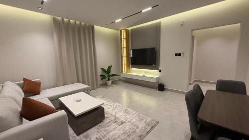 Al Olaya District Apartment | Moon