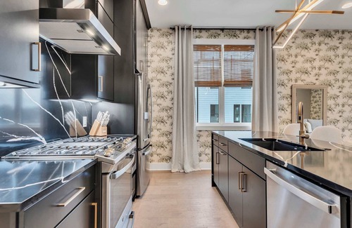 Hurwood Heights House | * New Music City Dream Home! 2 Miles to Broadway *