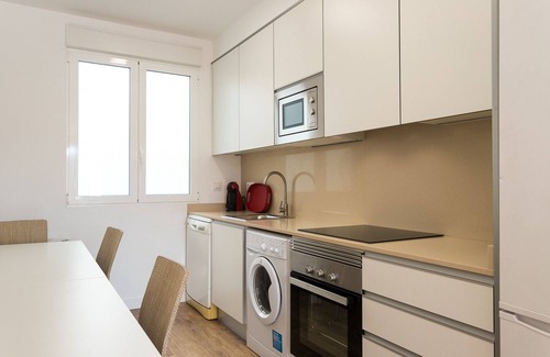 Montolivet Apartment | Opera Views. WiFi+Air conditioning + balcony