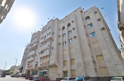Mecca Hotel | OYO 167 Dar Al Raies Hotel
