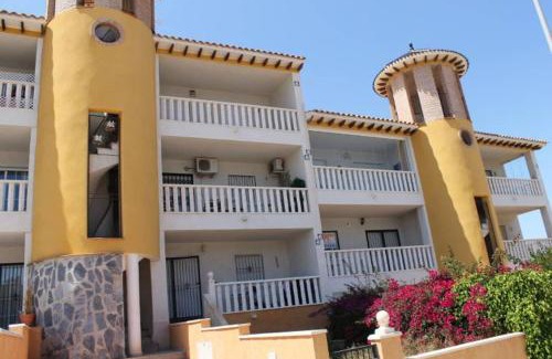 Orihuela Costa Apartment | Playa Golf R6, 1st Floor Apartment with Com Pool p251