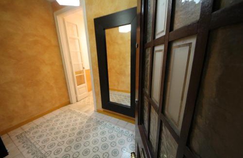 La Nova Esquerra de l'Eixample Apartment | Plaza España Central Apartment