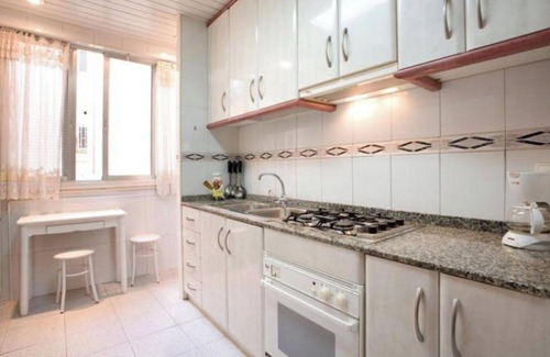 Esquerra de l'Eixample Apartment | Plaza Universitat Apartment