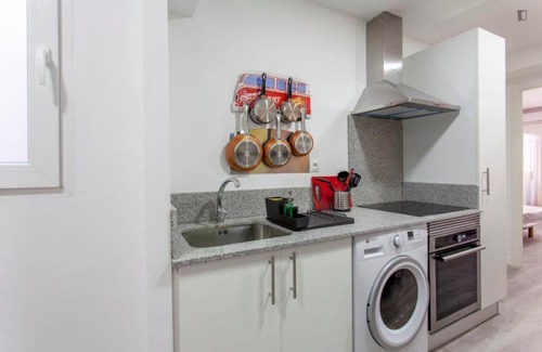 Burjasot Resort | Private room ∙ 1 bedroom ∙ 1 guest