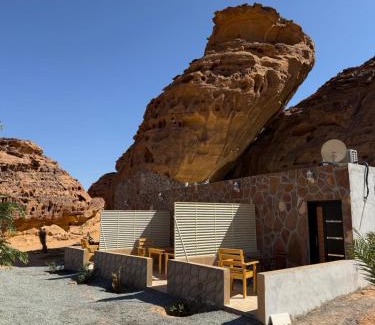 Al Madinah Province House | Red Mountain Suites