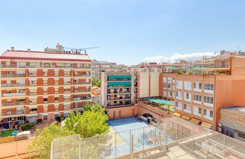 Esquerra de l'Eixample Apartment | Renovated Antiga Esquerra de l'Eixample 2BR, w/Roof & BBQ, by Blueground