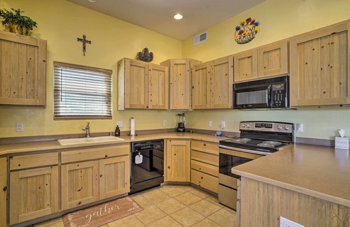 Mesilla Park House | Rustic Las Cruces Escape - 2 Mi to NMSU!