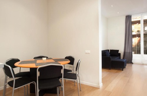 Eixample Apartment | Spacious and modern apartment