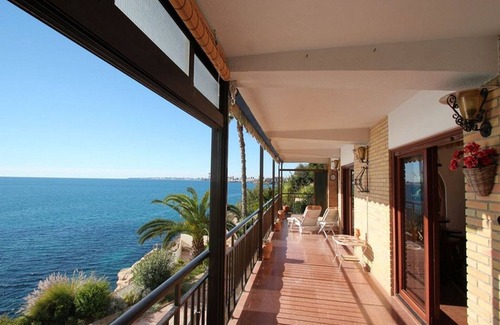 Coveta Fuma Apartment | SPACIOUS FRONT-LINE BEACH APARTEMENT, SOUTH FACING, AIRCO, AMAZING VIEWS, WIFI