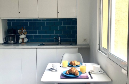 Sitio de Calahonda Apartment | Spacious, sunny, seaview apartment set in lush gardens full size 25m pool