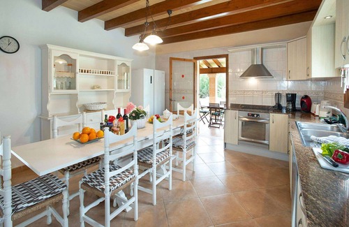 Puerto de Pollensa Villa | Spacious, Well Appointed Villa, A/C, Private Pool, Large Grounds, 10mins to Ancient Towns & Beaches!