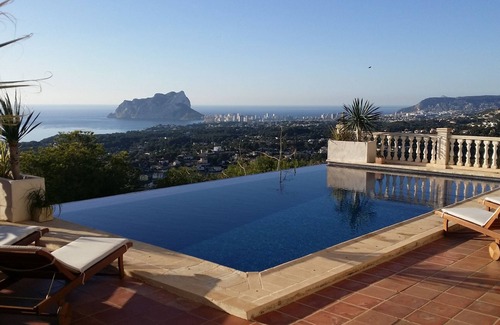 Benissa Coast Villa | SUPER LUXURY, INCREDIBLE VIEWS 180º TO THE SEA, CLIMATIZED INFINITE POOL 12 PAX