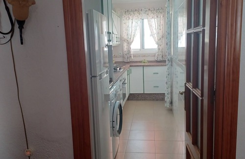 Nerja City Centre House | TOWNHOUSE WITH PATIOS, BBQ, FREE WIFI AND PARKING AT 5 'ON FOOT OF THE BEACH