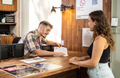 Esquerra de l'Eixample Hostel | Urbany Hostel BCN GO!