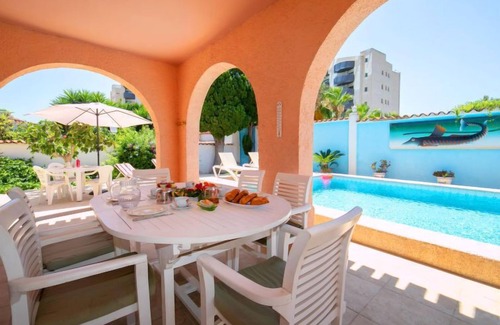 L'Alfas del Pi House | Vacation home Sandra by Interhome
