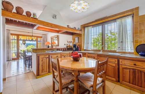 Montecristo Villa | Villa Can Palazon - Five Bedroom Villa, Sleeps 10