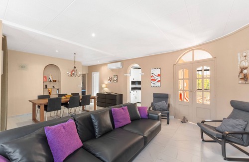 San Fulgencio Villa | Villa 'Casa Nero' with Private Pool, Wi-Fi and Air Conditioning