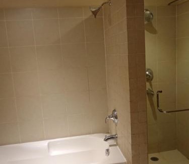Bay La Sun Apartment | إطلالة أبراج المارينا Marina see view