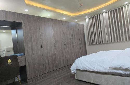 Al Jubail Apartment | استديو المرقاب للشقق المخدومه 3