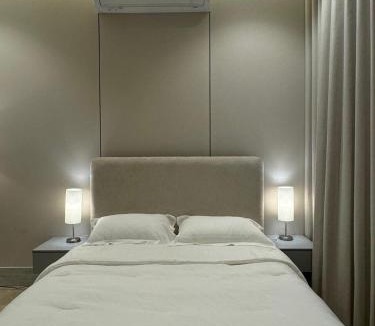 Dammam Apartment | استديو فندقي مع بلكونه في موقع استراتيجي