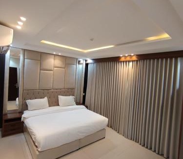 Al Aziziyah Apartment | ايفان للشقق المخدومة العزيزية