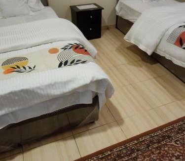 Ar Rayis Apartment | جناح فاخر غرفتين نوم وصالة تلفزيون