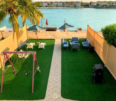 Durrat Al-Arous Villa | درة العروس فيلا البيلسان الشاطي الازرق