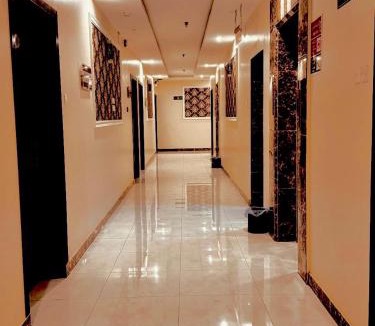 Al Bahah Apartment | رفاء الذهبية للشقق المخدومة