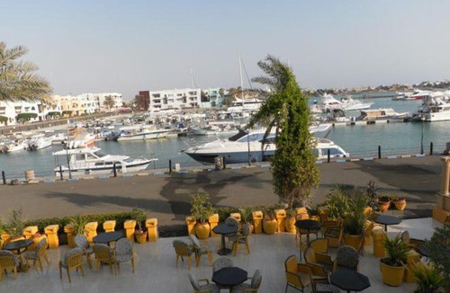 Sari Street Villa | شاطئ السعادة- درة العروس