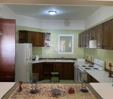 Durrat Al-Arous Ski Chalet | شالية درة العروس