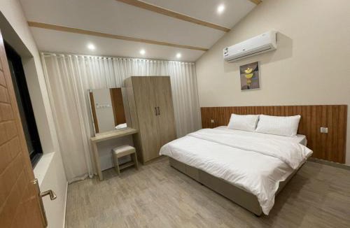 Al Kura Ski Chalet | شاليهات النرجس
