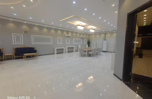 AlUla Ski Chalet | شاليه ايفا