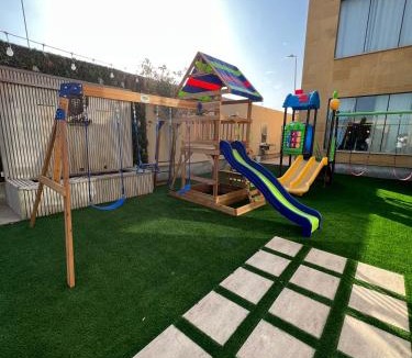 Al Khobar Ski Chalet | شاليه كادي cady resort