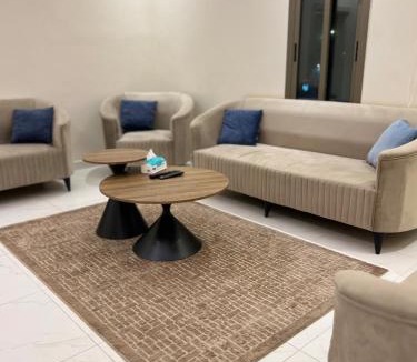 Al Kharj Apartment | شقة بصالة جلوس وغرفه نوم