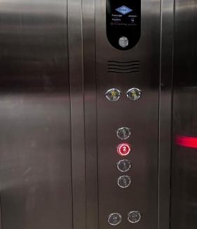 Tabuk Apartment | شقة بغرفة نوم سرير ماستر و صالة و مطبخ و دورة مياه-رمز مرور ذاتي- قرب المطار