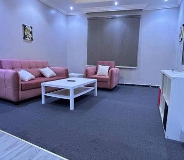 Palestine Street Apartment | شقة غرفة وصالة بحي الحمراء الخاصة