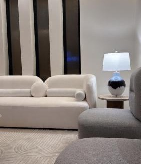 Al Khobar Apartment | شقة فاخرة بثلاث غرف نوم وصالة
