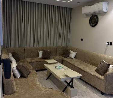 Tabuk Apartment | شقة ما تتفوت