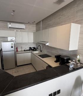 Dammam Apartment | شقة مع بلكونة جانبية ع البحر