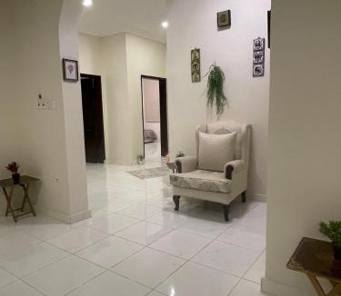Al Wajh Apartment | شقة مفروشة حي الصفا