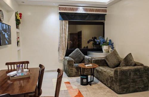 Al Namas Apartment | شقق دانة ليالينا المخدومه