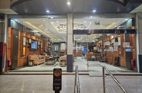 Al Aziziyah Apartment | شقق راحتي هنا 1