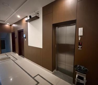 Buraydah Apartment | شقق كورال