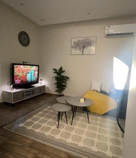 Ghirnatah Apartment | شقه بصاله أنيقه وغرفه نوم