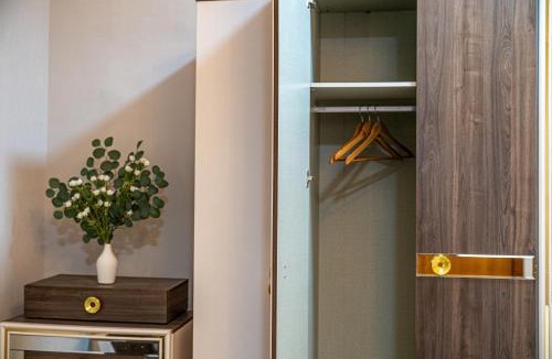 Al Aziziyah Apartment | شقه خاصه تكفي 6 اشخاص