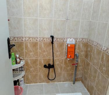 Buraydah Apartment | غرفة ماستر مريحة