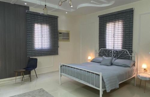 Muhayil Apartment | غرفة نوم وصاله جلوس